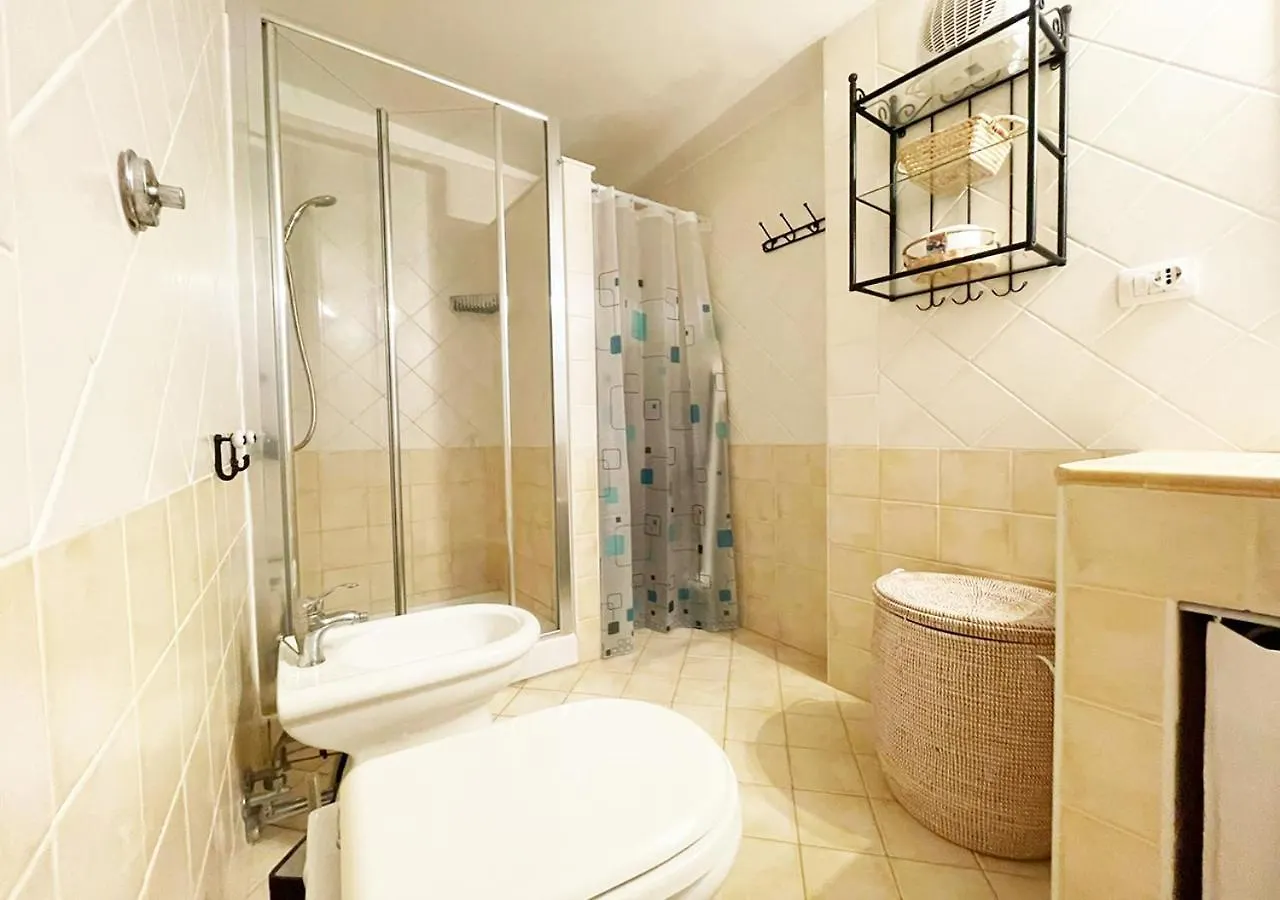 Pgs Immobiliare Srls Residenza Luisa Bilocale Con Terrazza Vista Mare In Centro Storico La Maddalena Lejlighed  La Maddalena (Sassari)