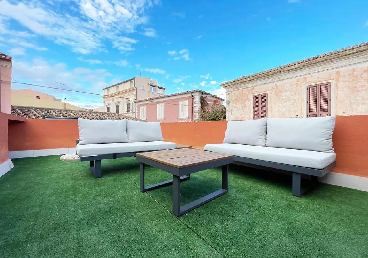 Pgs Immobiliare Srls Residenza Luisa Bilocale Con Terrazza Vista Mare In Centro Storico La Maddalena Lejlighed
